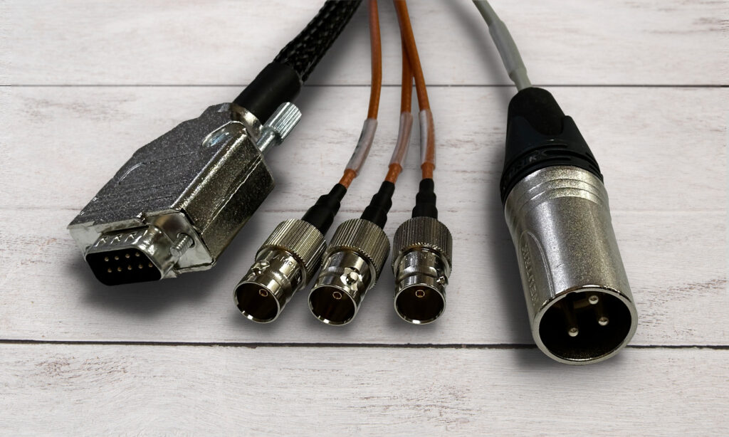 The “9 Pin multi clock lead” for the Dream ADA-128