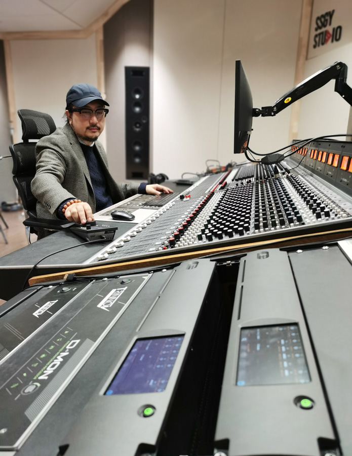 Jin Ying at the console with the Dream ADAs