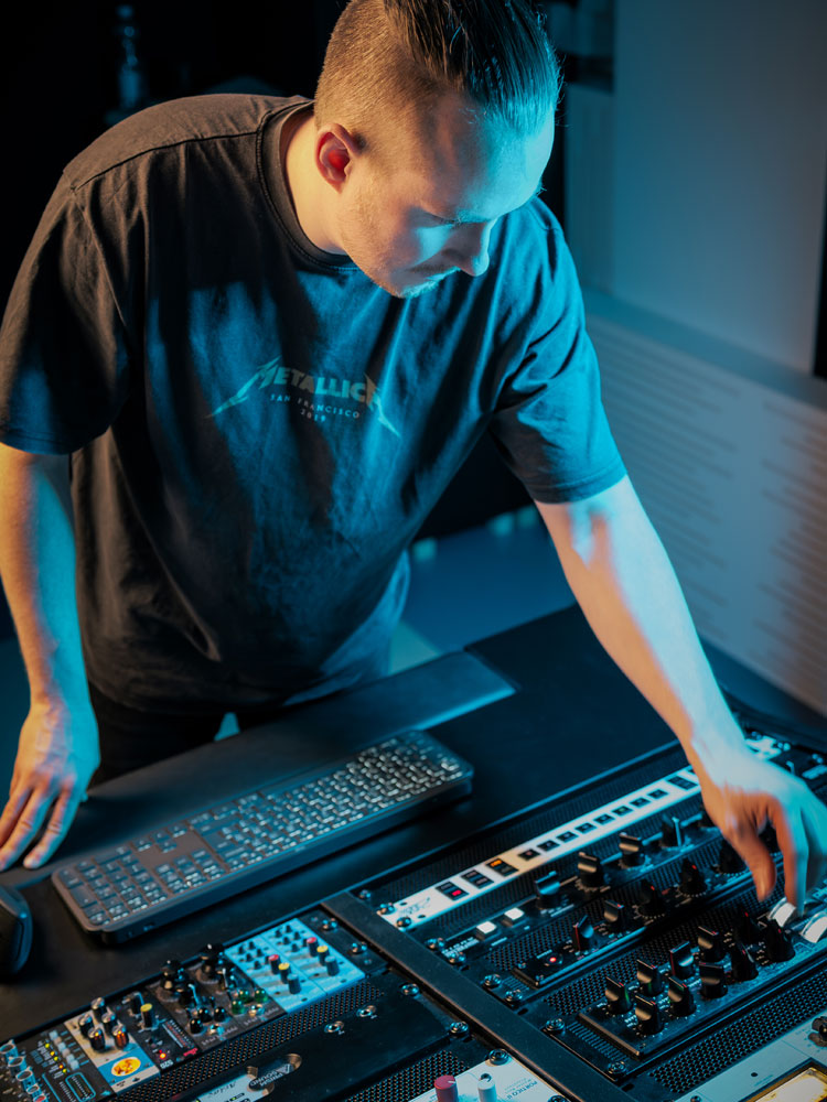 Phantom’s Mastering – Doma Hantó